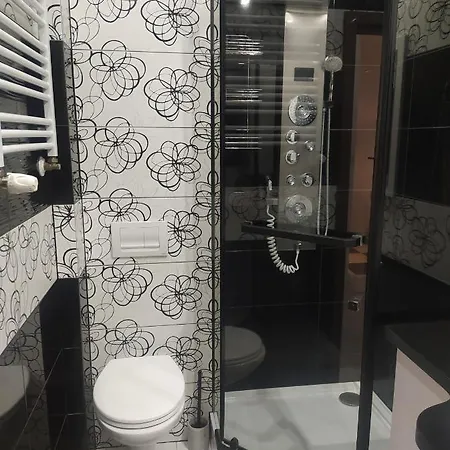 Apartament Rodzinny Z Ogrodkiem W Centrum Gizycka Lötzen Exterior foto