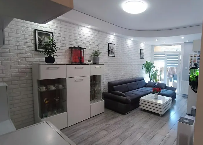 Apartament Rodzinny Z Ogrodkiem W Centrum Gizycka